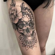 65 Badass Thigh Tattoo Ideas For Women Page 4 Of 6 Stayglam Skull Thigh Tattoos Thigh Tattoo Thigh Tattoos Women