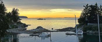 West Vancouver Beacon