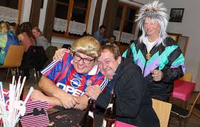 Wenn sie einige hinweise beachten, wird ihre mottoparty unvergesslich und. Mottoparty 90er News Augsburg Allgau Und Ulm Trendyone