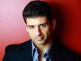 Perry Ojeda Pays Tribute to Comden and Green With Plenty of Heart and  Warmth -