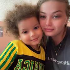 What are the best schools and neighborhoods in Pinellas County, Florida,  for a family with three daughters?