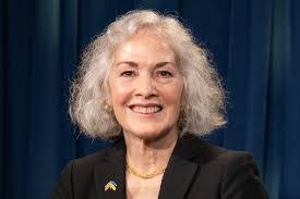 Sarah Longbrake's Instagram, Twitter & Facebook