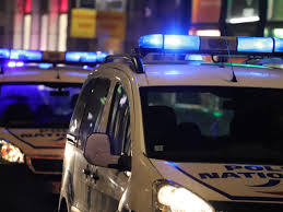 Moi, dans mon journal, je veux des faits divers qui ne ressemblent pas à ceux des autres. Un Homme Interpelle Apres Une Fusillade Pres De Lyon