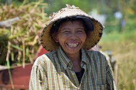 With over 230 million speakers, there are a lot of people to talk to in indonesian. Indonesian And Balinese Language For Visitors To Bali Lotus Bungalows