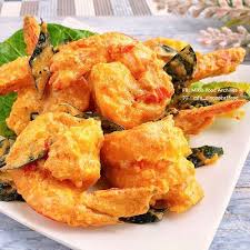 miki s food archives salted egg yolk prawns 金沙虾球 咸蛋黄炒虾 prawn dishes how to cook fish chinese cooking