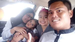 Selama ini rutin saya sekadar membersihkan sampah serta lampin bayi di atas kereta, namun tidak sangka cat pun mereka (penghuni) akan buang. Allahuakbar Rasa Kepala Bayi Dah Keluar Tindakan Pantas Suami Jadi Doula Bidan Lahirnya Bayi Di R R Pa Ma