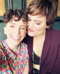 Just rewatching Star Trek Discovery, season 1... I'm kinda impressed over  the lead female Klingon character, L'Rell... Portrayed by the queer actress  Mary Elizabeth Chieffo... Selection of photographs...: