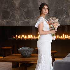 Come with us to our maternity photoshoot, we will show you behind the scenes and also the final result.*****instagram: How To Find The Perfect Maternity Wedding Dress