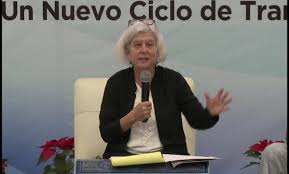 Terry Lynn Karl: Erosión de la democracia ocurre en regímenes liberales