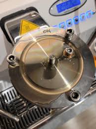Hi, i just registered to this forum, but have been reading lots of posts in the last years. La Marzocco Gs3 Av Group Cap Cracks And Water Leaks