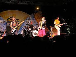 Lesen sie rezensionen und informieren sie sich über beteiligte personen. Hothouse Flowers Wikipedia