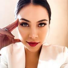 Patty Herrera's Instagram, Twitter & Facebook