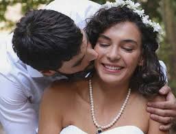 маленькая невеста все серии на русском языке турецкий сериал Pin Van Mh Op Hercai Reyyan Miran Beroemdheden