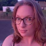 Danielle Muff's Instagram, Twitter & Facebook