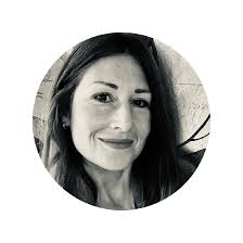 Rebecca Tapley's Instagram, Twitter & Facebook