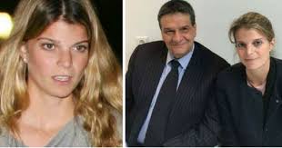 Αθηνά ωνάση roussel de miranda. Skyla H A8hna Wnash Einai Axaristh Kai Aponh Giati Th Makeleio Gr