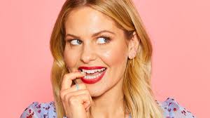 All About Candace Cameron Bure's Workout Routine, Per Her Trainer