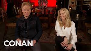 Born july 30, 1963) is an american actress, comedian, writer, and producer. Conan Lisa Kudrow Visit The Theater Where They Met Conan On Tbs Youtube