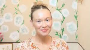 Sosem vágatott hajat