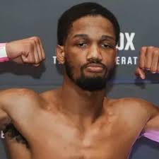 Ardreal Holmes vs. Marcus Washington, Fa vs. Ouatah