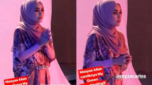 Pasalnya, pelantun lagu alamat palsu itu membagikan potret dirinya bersama seorang pria. Ayu Ting Ting Berhijab Dipuji Cantik Ala Bidadari Surga Ingin Khatam Alquran Saat Ramadhan