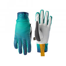Johaug dekker behovet for trening og fritid hele året gjennom kategoriene; Johaug Swift Thermic Racing Glove Women