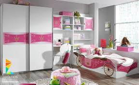 صور غرف نوم 2019 كامله احدث تصميمات غرف النوم للعرسان لوكشين ديزين نت Bed Furniture Pastel Living Room Holiday Room