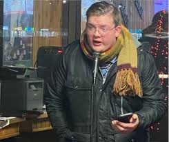 Mountains to climb, roses to mourn