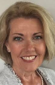 Karen Fahy's Instagram, Twitter & Facebook