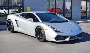 Although i had decided to go for a gallardo, i hadn't decided whether it was going to be a special edition, a spyder (convertible), which year, how many miles or even what color. Lamborghini Gallardo Specs Price Photos Review