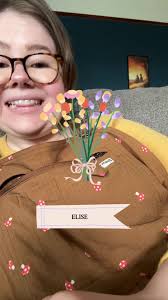 Elisa Flower Bouquet Trend