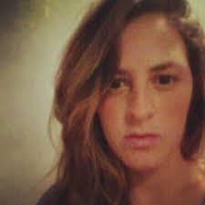 Flavia Larrea (@LFlavi)