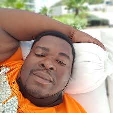 Team USA sweeps in the 4x100m relay‼️ The men and women 4x100m relay teams  both win gold at the World Championships for the first time since 2007 🥇