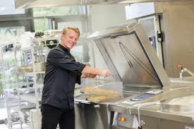 The mkn flexichef is a multifunctional cooking appliance which optimises kitchen processes with its customer benefits, particularly with regard to time and cost management. Mkn Ika Culinary Olympics