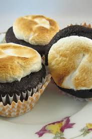 Toasted Marshmallow Cupcakes Recipe Marshmallow Cupcakes Marshmallow Desserts Fun Cupcake Recipes