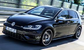 There's a thoughtfully designed cargo area that helps keep you organized. Vw Golf 7 R Facelift Tuning Von Abt Autozeitung De