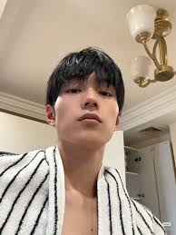 Korean professor seeking meaningful relationship