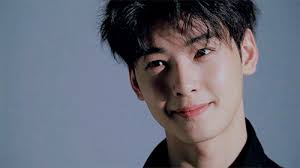 The perfect chaeunwoo smile cute animated gif for your conversation. Https Encrypted Tbn0 Gstatic Com Images Q Tbn And9gcsoiisk6l35exwkp3kv20bgf6br23 Ty5ka9w Usqp Cau