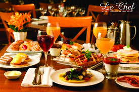 Black And Decker Belgian Waffle Maker Wmb505c Explore The Rich Variety Of Food And Enjoy Fine Dining With Us We Are Offering The Best Fine Dining In Faridabad Looking Brunch Best Sunday Brunch Food Quiz