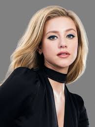 Lilie Reinhart or Natalia Dyer or Sadie Sink or Kendall Jenner or Sabrina  Carpenter or Rachel Zegler