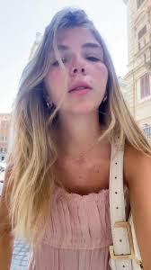 Tamara Leone's Instagram, Twitter & Facebook