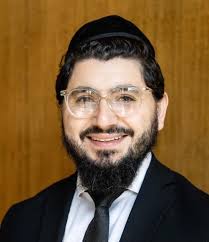 R' David Rubinoff: Our Heavenly Advocates