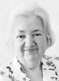 Fern Simpson's Instagram, Twitter & Facebook