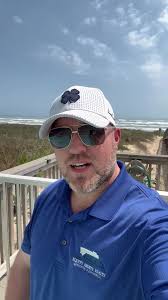 Luxury Beachside Condo!