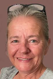 Stephanie 'Suki' Smith