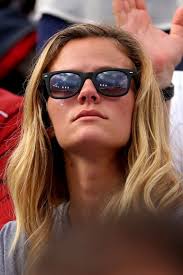 Roddick si ritira, piange anche la bella Decker