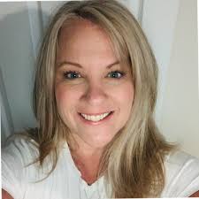 I wrapped up an awesome week 1 at Wayfair! I am beyond thrilled to have  joined the Store Ops Customer Experience team for physical retail. The team  is building everything from the