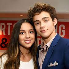 Olivia and joshua, 20, were rumoured to be dating in real life after working together on hsmtmts. The Olivia Rodrigo And Joshua Bassett Song Drama Explained