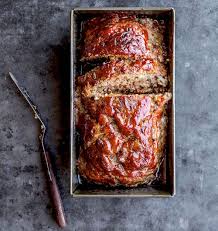 We use a combination of spicy and sweet. Recipe Spicy Italian Sausage Meatloaf With Ketchup Glaze Recipelink Com
