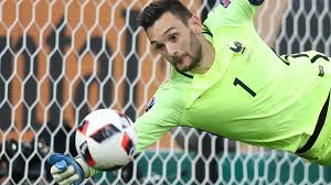 Find out everything about hugo lloris. Video Allemagne France En Debut De Match Hugo Lloris A Repondu A Manuel Neuer Eurosport